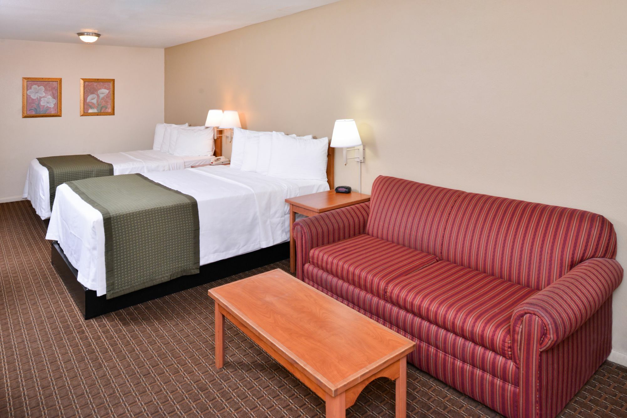 Travelodge By Wyndham Eugene Downtown/University Of Oregon Buitenkant foto