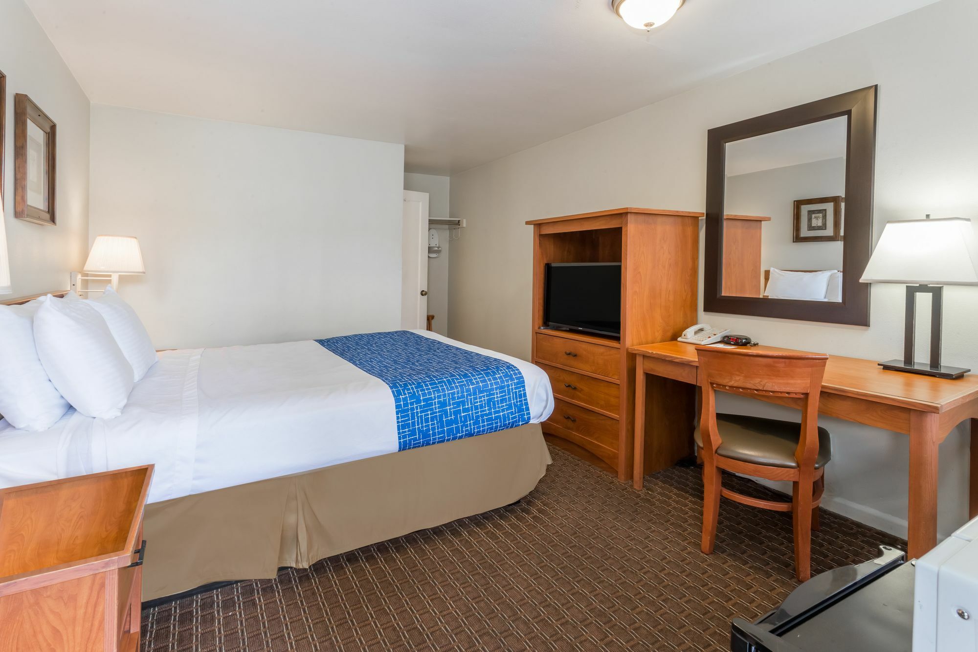 Travelodge By Wyndham Eugene Downtown/University Of Oregon Buitenkant foto