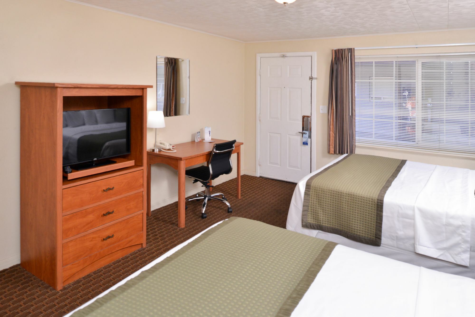 Travelodge By Wyndham Eugene Downtown/University Of Oregon Buitenkant foto